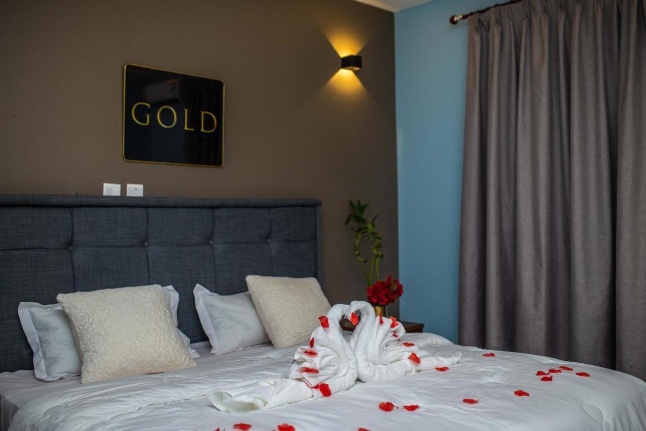 Piano & Gold Collections, Peduase Peduasi Exterior foto